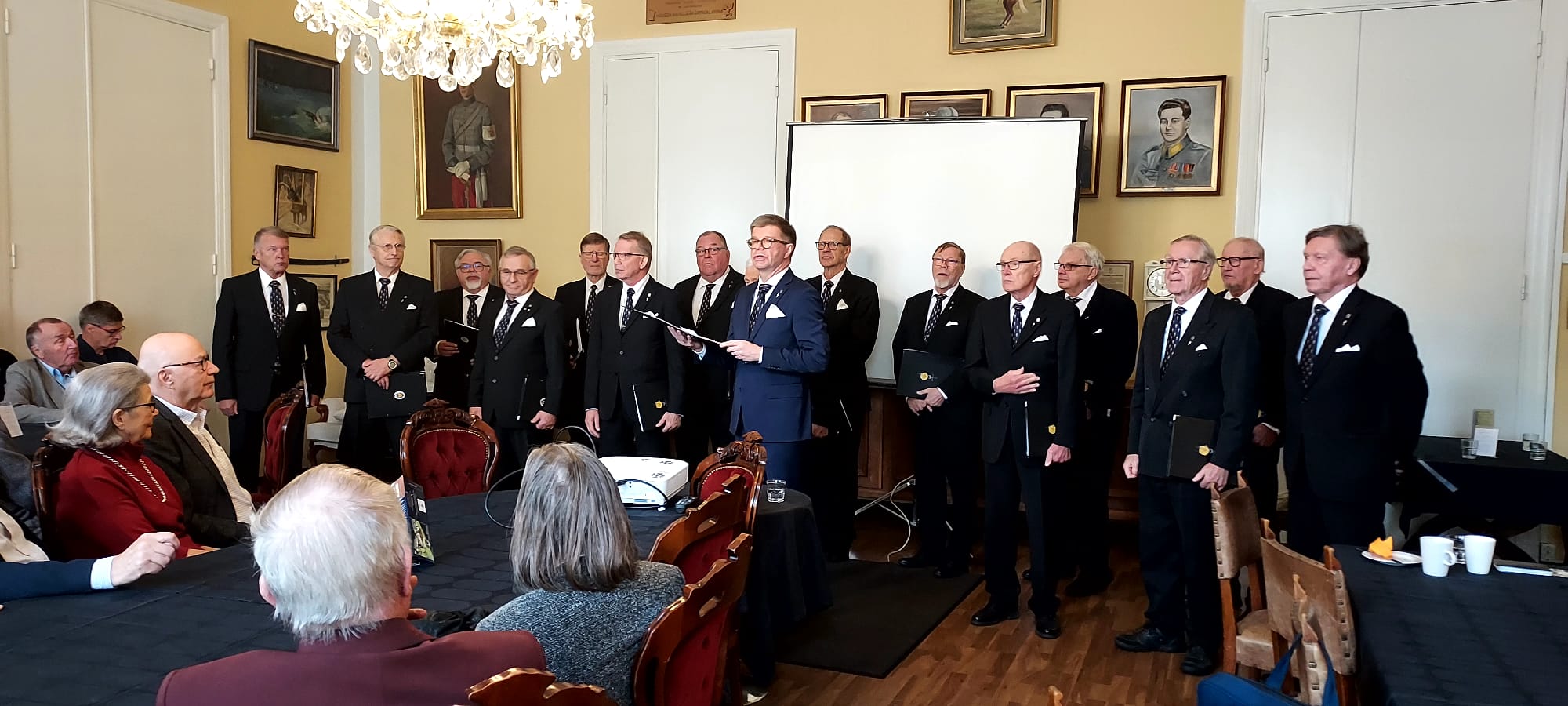 a4b2b4f3 1233 40af 90ad c7429c2bcc0c